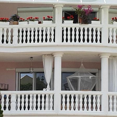 Sunny House Apartman Segedín Exteriér fotografie